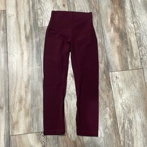 Bergundy capri lululemon align leggings. Women. Size 2
